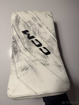 Lapačka CCM Axis F9, vyrážečka Eflex 6.9. - 5