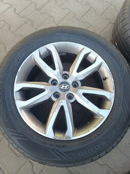 Hyundai Santa Fe - 5