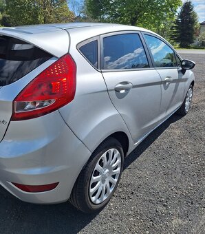 Ford Fiesta 1242 cm, 60 kw, 2012 benzím - 5