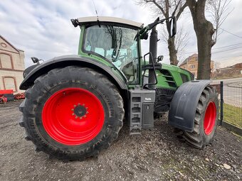 Traktor Fendt 822 - 5