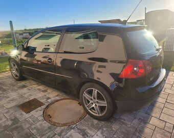 Volkswagen Golf V 1.9TDI Comfortline 77kw 3dv 2008 - 5