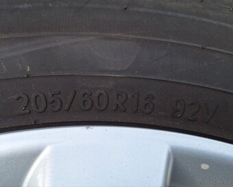 alu kola SUZUKI 16x6J  (rezervace) - 5