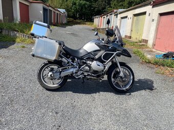BMW 1200 - 5