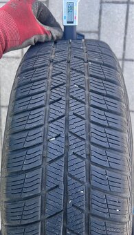 Rapid, Fabia - 15" zimní 185/60 R15 Barum 7-8mm - 5
