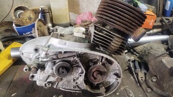 Jawa 250 Pérák - 5