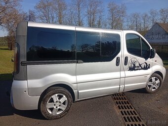 Opel vivaro Tour 2.5 /99kw - 5