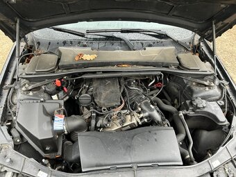 BMW e91 lci 320d 135kW – náhradní díly - 5