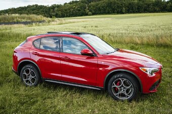 Alfa Romeo Stelvio 2.0T 206kW Q4, 2022, 21500KM, DPH - 5