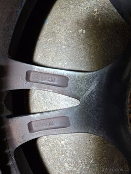 Alu kola 5x114,3 R17, pneu Pireli Scorpion 235/55r17 - 5