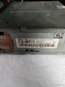 Autorádio Grundig - 5
