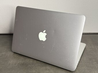 MacBook Pro 13'' 2015 / i5 / 8GB / 256GB SSD - DPH - 5