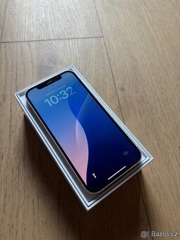 Apple iPhone 12 128GB bily - 5