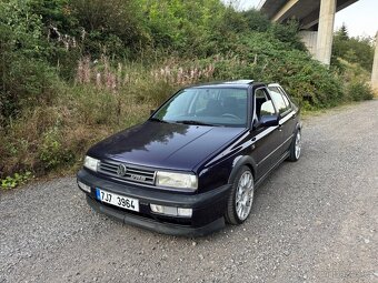 Volkswagen Vento VR6 Turbo - 5