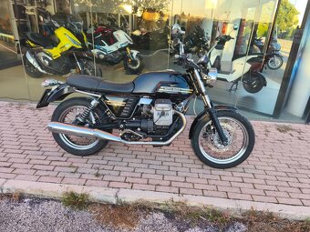 Moto Guzzi V 7 Classic (2011) jen 16 tis.km - 5