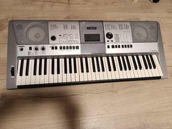 Yamaha PSR E413 - 5