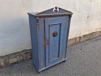 KRÁSNÁ STARÁ ZDOBENÁ POTRAVINKA V PATINĚ - 5