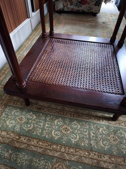 Starožitný konferenční stůl 60x60cm - 5