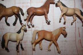 Figurky koní Schleich VI - 5