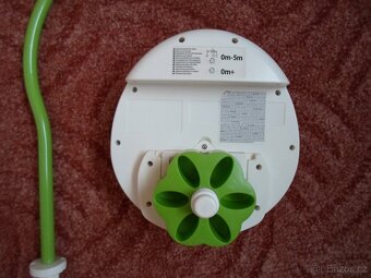 Playskool Kolotoč nad postýlku broučci, hraje a svítí - 5
