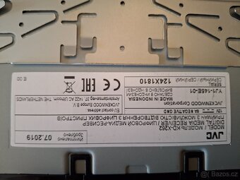 Prodám autorádio JVC - 5