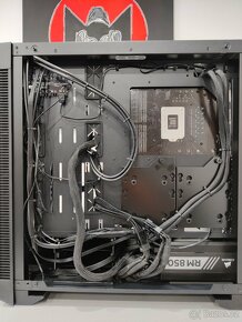 i7 9700K, RTX 3070, 16GB DDR4 3200MHz, 1TB NVMe - 5