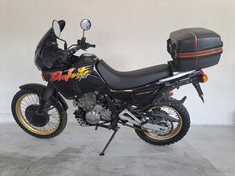 Honda NX 650 Dominátor - 5