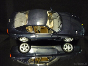 Ferrari 456 GT tmavě modré Bburago 1/18 - 5