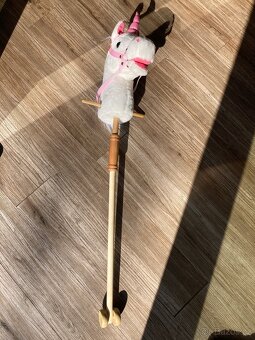 Prodám nového jednorožce hobby horse zn. HKM - 5