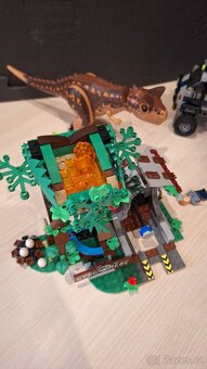 Lego Jurassic World 75929 - 5