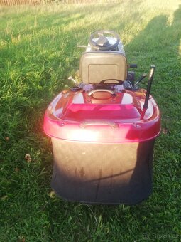 Zahradní traktor-sekačka - 5