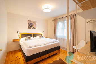 Prodej byt/apartmán 3+1, 61 m², parkování, pozemek, Lipno na - 5