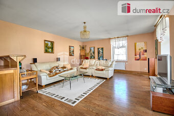 Prodej domu s restaurací nedaleko Ostrova u Karlových Varů - 5