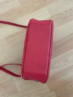 Červená crossbody kabelka - 5