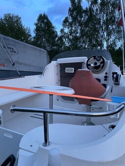 Motorová kajutová loď - 5