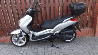 Yamaha X-Max 125 - 5