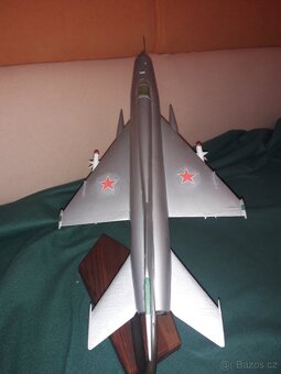 MiG 21- model - 5