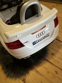Dětské bílé elektrické autíčko Audi RS TT - 5