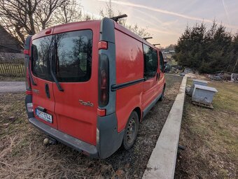 Renault Trafic 2.5 dCi - 5