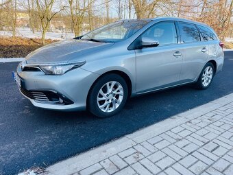 Toyoty Auris 1.6i - 79 KW ČR,KAMERA,ALU KOLA. - 5