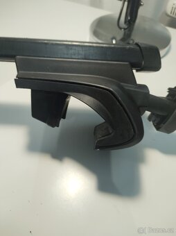 3 KS THULE STŘEŠNÍ NOSIČE KOL + 2 KS PŘÍČNÍKY NA HAGUSY - 5
