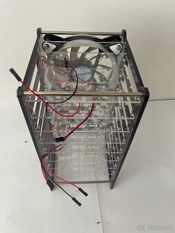 8patrový Rack s ventilátory pro Raspberry Pi - 5