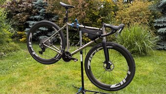 Titanova gravel ramova sada Merit vel. L - 5