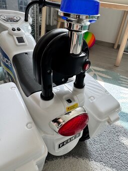 Policejni elektricka motorka - 5