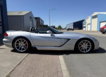 Dodge Viper SRT-10 - 5