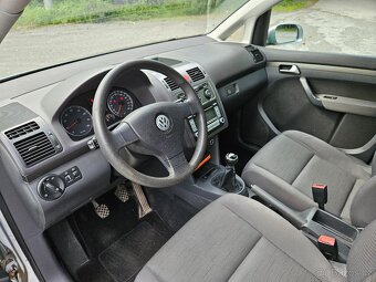 VW Touran 1.6 MPI 75 kW 7 míst 2007 - 5