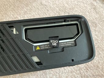 Xbox 360 E 250GB - 5