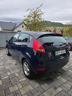 Ford Fiesta 1,2 rok 2009 - 5