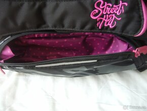 Prodám 2 studentské batohy - 5