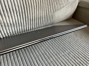 Dell XPS 13, i7, 8GB RAM, 256GB SSD, dotykový - 5