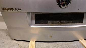 Prodám páté dveře Touran 1T2 rok 2007 - 5